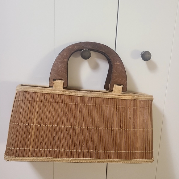 Vintage hand bag 👜 - Picture 1 of 5